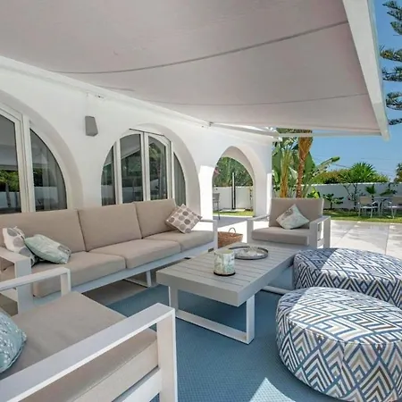 En Costabella Villa Marbella